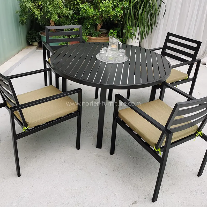 အပြင်ဘက်အထူ 5 မီတာအထူ Cushion Aluminum frame ညစာစားပွဲအစုံ