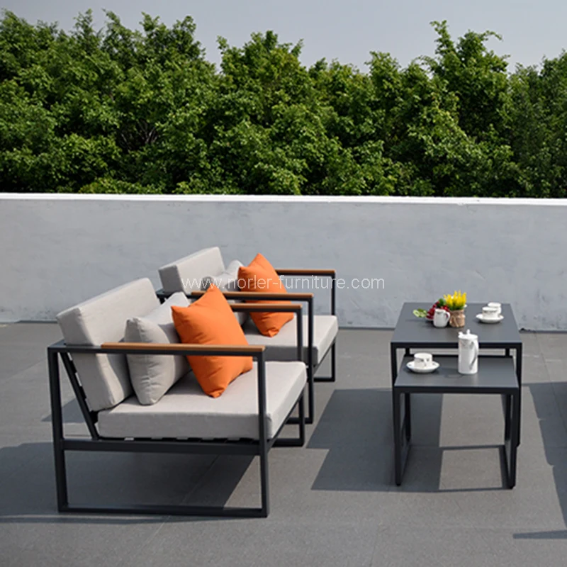 ပြင်ပလူမီနီယမ်ဘောင် Teak Woung Wood Armrest Sectional Sofa